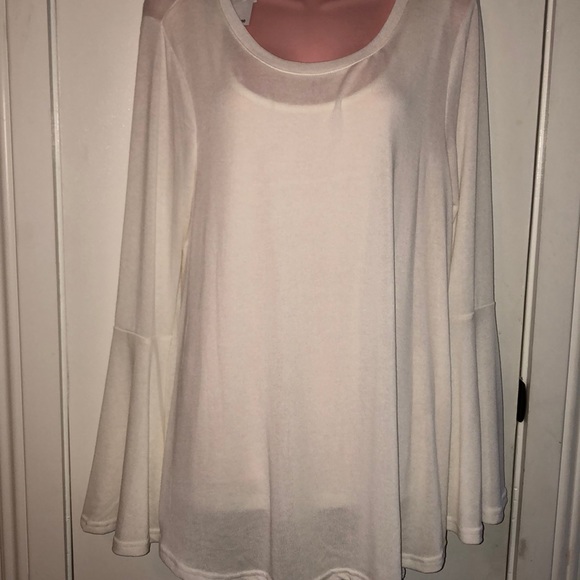 olivia& grace Sweaters - NWT Olivia & Grace off white sweater